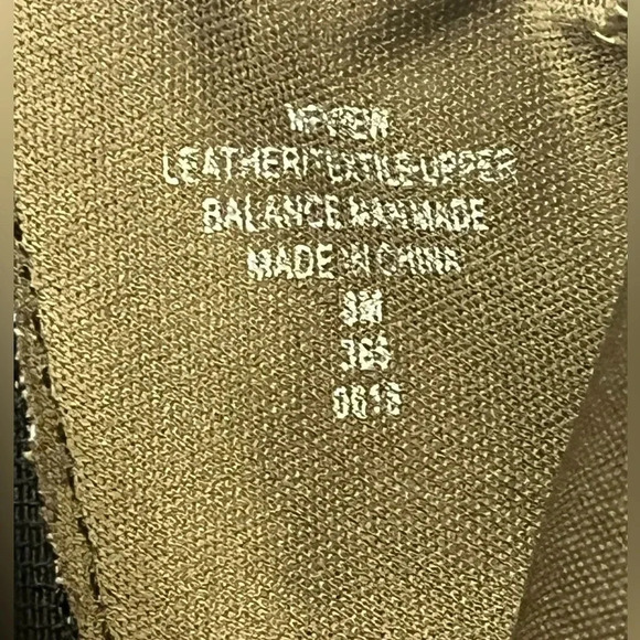 Marc Fisher Suede Harness Chelsea Boots Women’s Size 8 - Picture 12 of 13